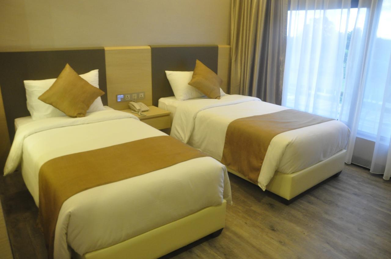 Geobay Hotel Johor Bahru Exterior photo
