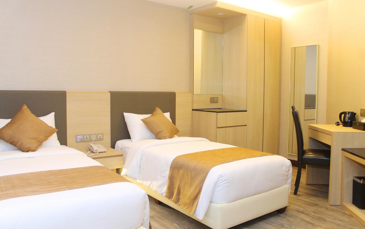 Geobay Hotel Johor Bahru Exterior photo