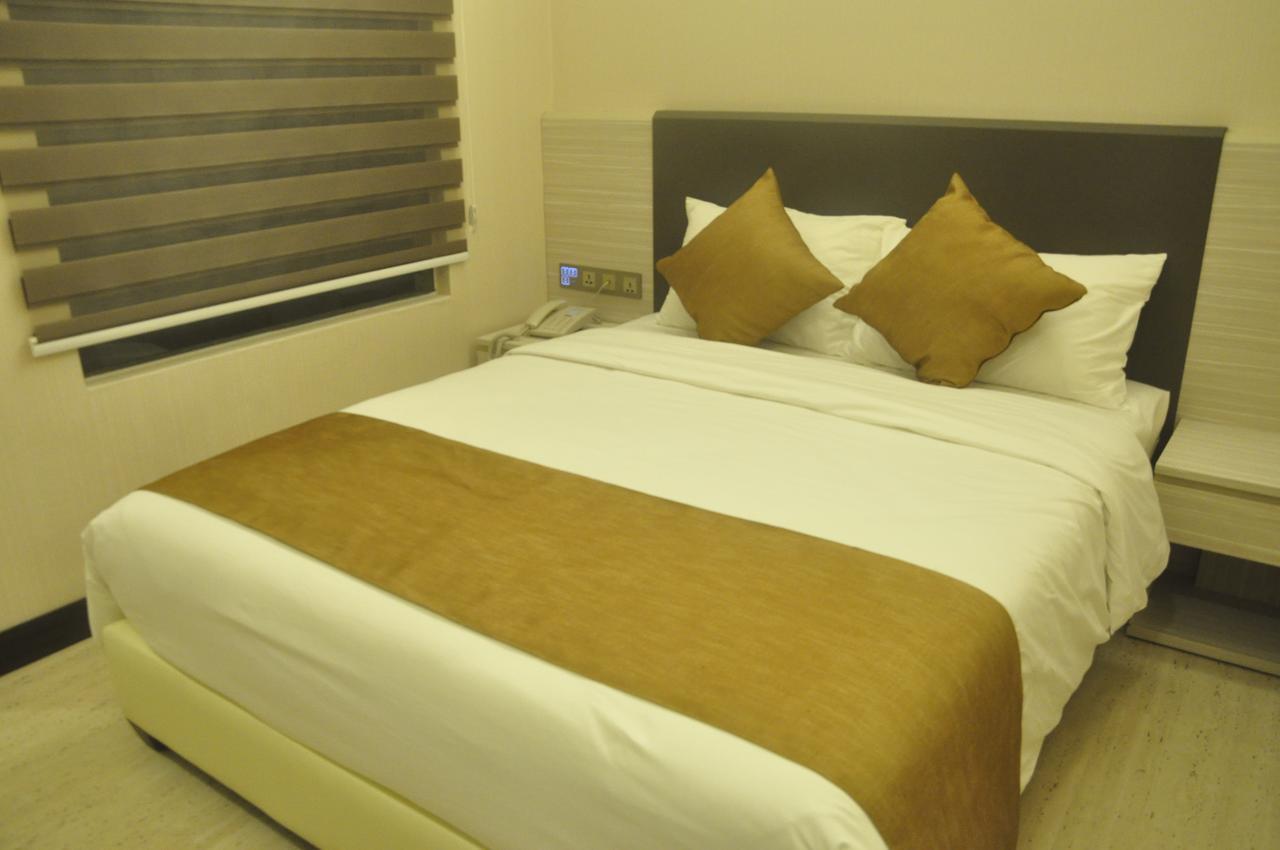 Geobay Hotel Johor Bahru Exterior photo