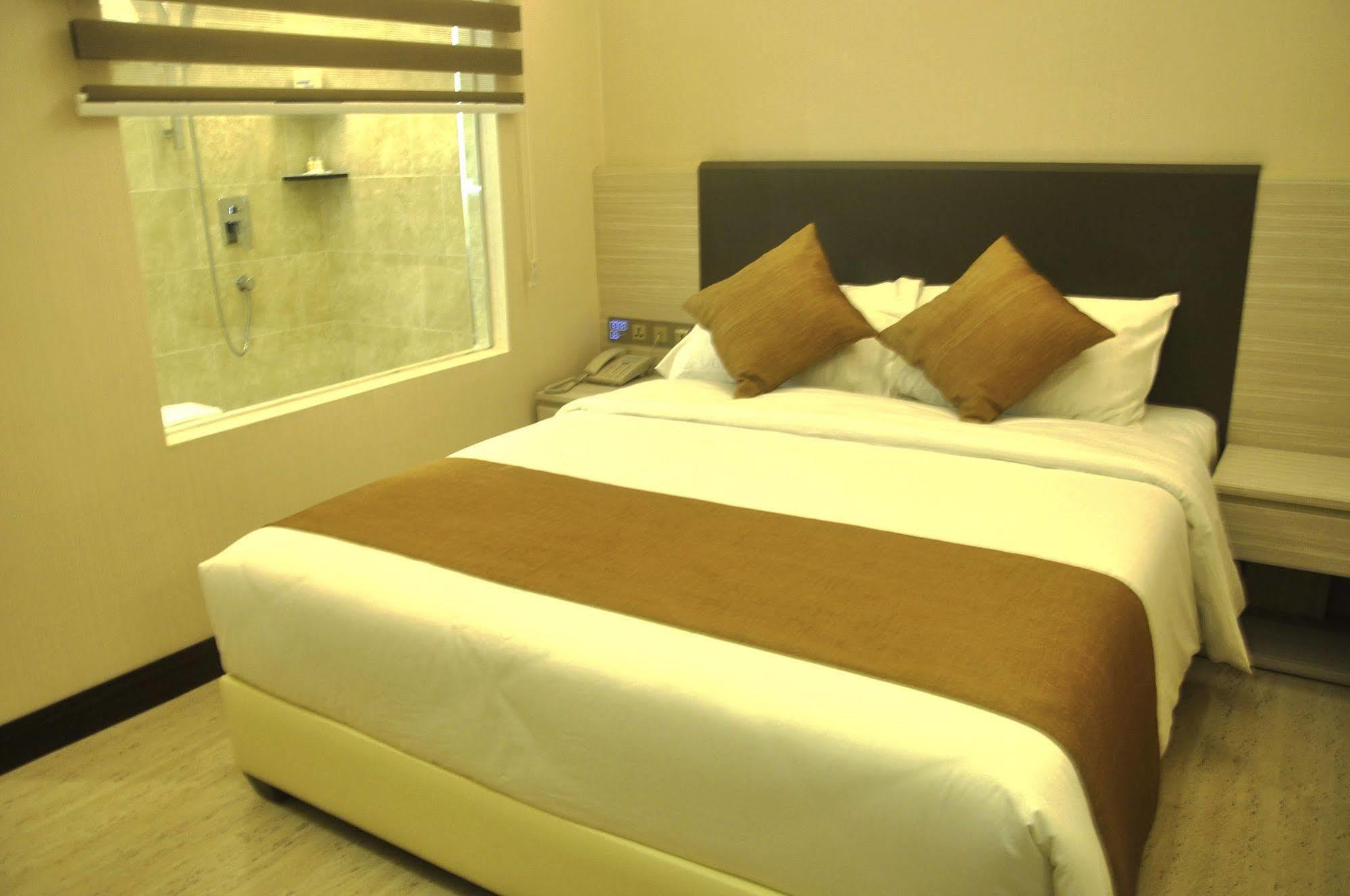Geobay Hotel Johor Bahru Exterior photo