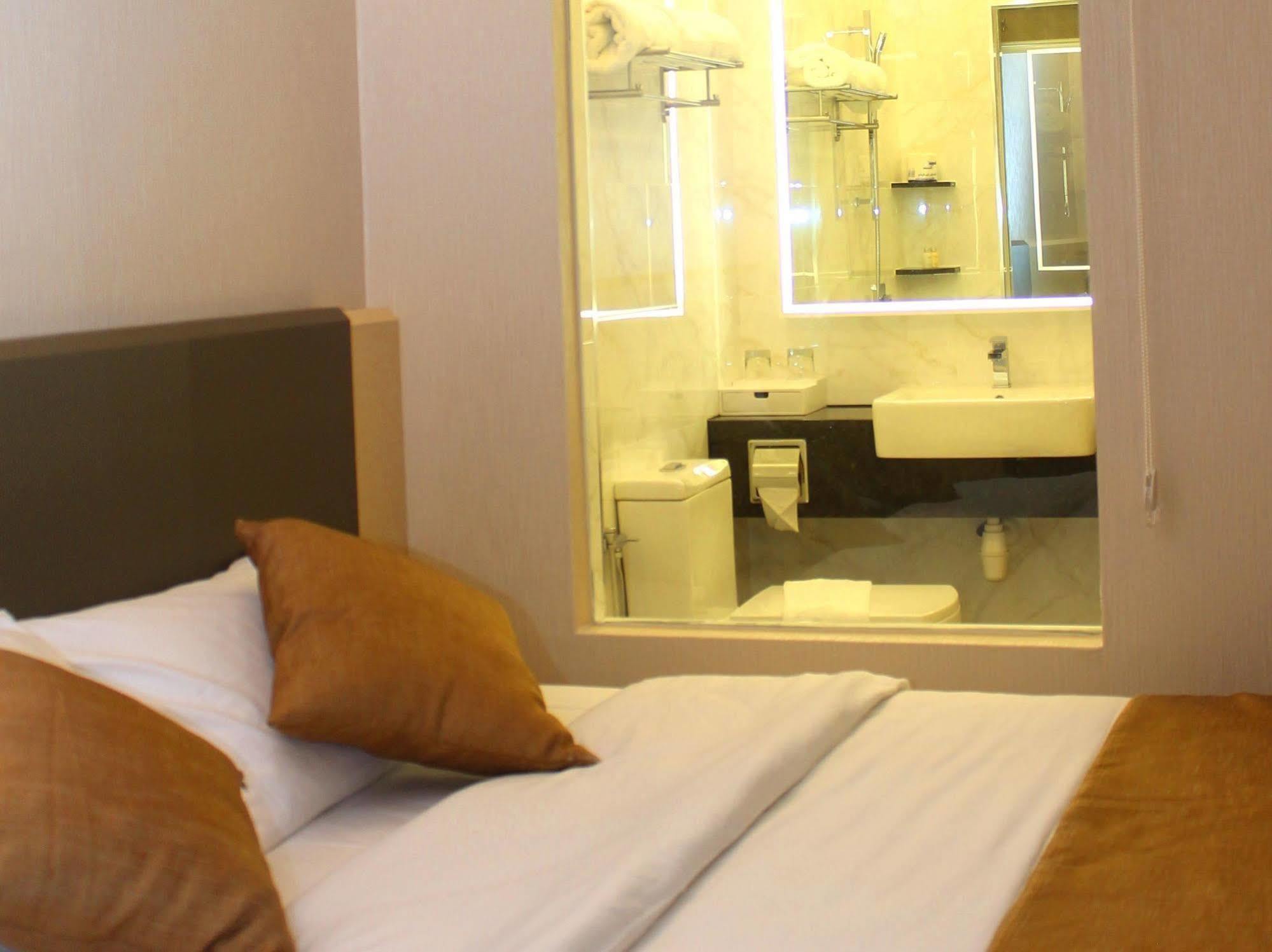 Geobay Hotel Johor Bahru Exterior photo